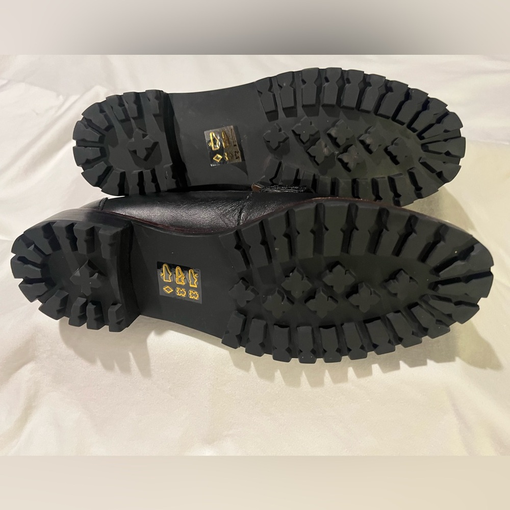 The Corinne Lugsole Loafer - Black - Picture 4 of 6